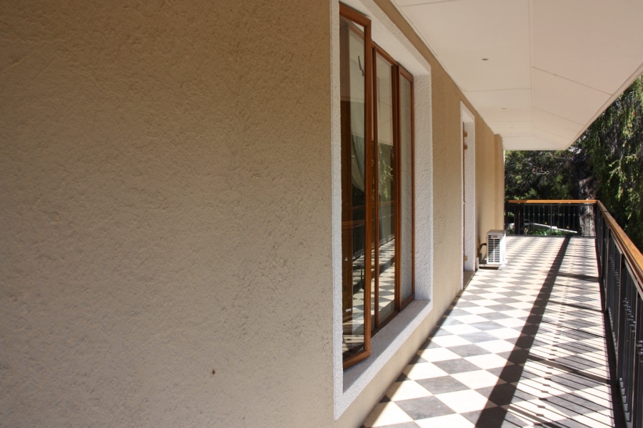 5 Bedroom Property for Sale in Waverley Free State